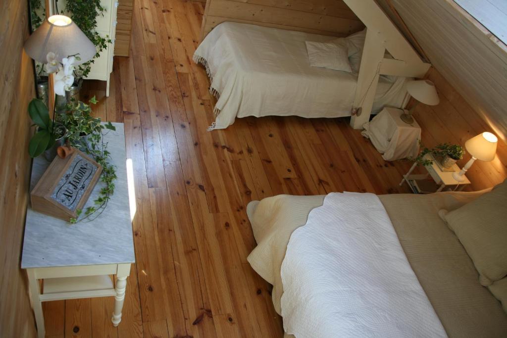 Chambres "Au Jardin" Biscarrosse Rom bilde